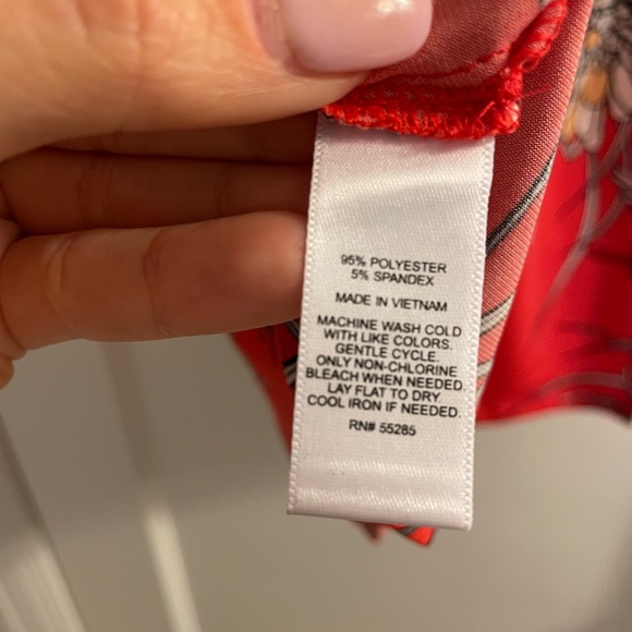 EXPRESS Racerback Blouse - Picture 5 of 5